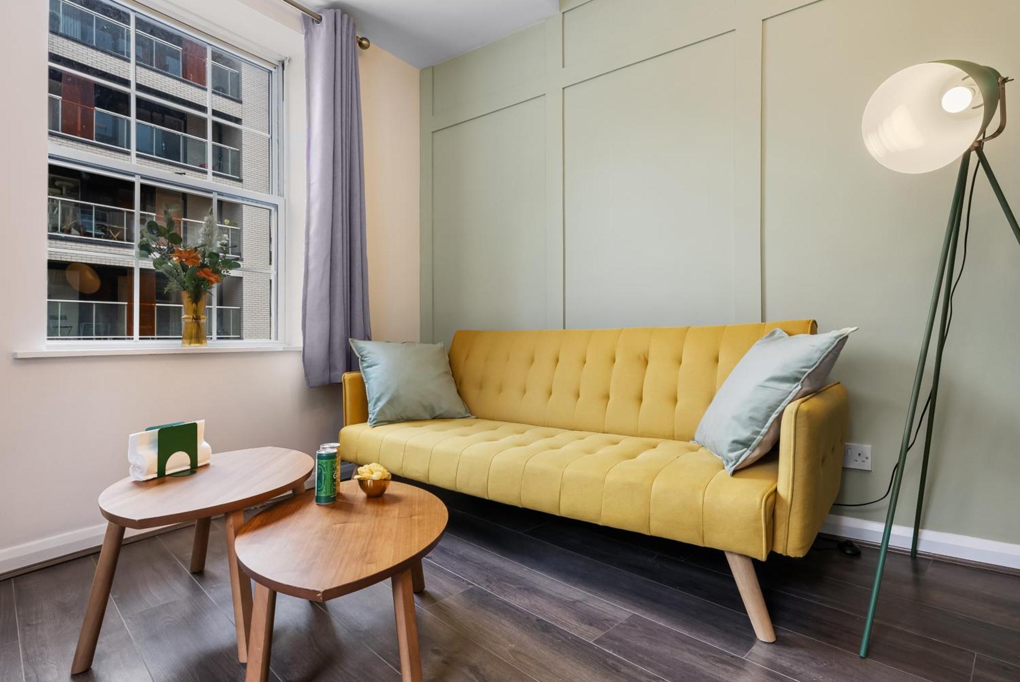 Chic 2 Bedroom Apartment Near Liverpool Street By Gold Stays Londra Dış mekan fotoğraf